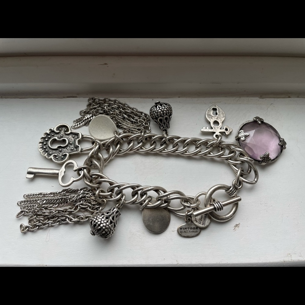 HTF Alex & Ani Valentine’s Day Muse bracelet